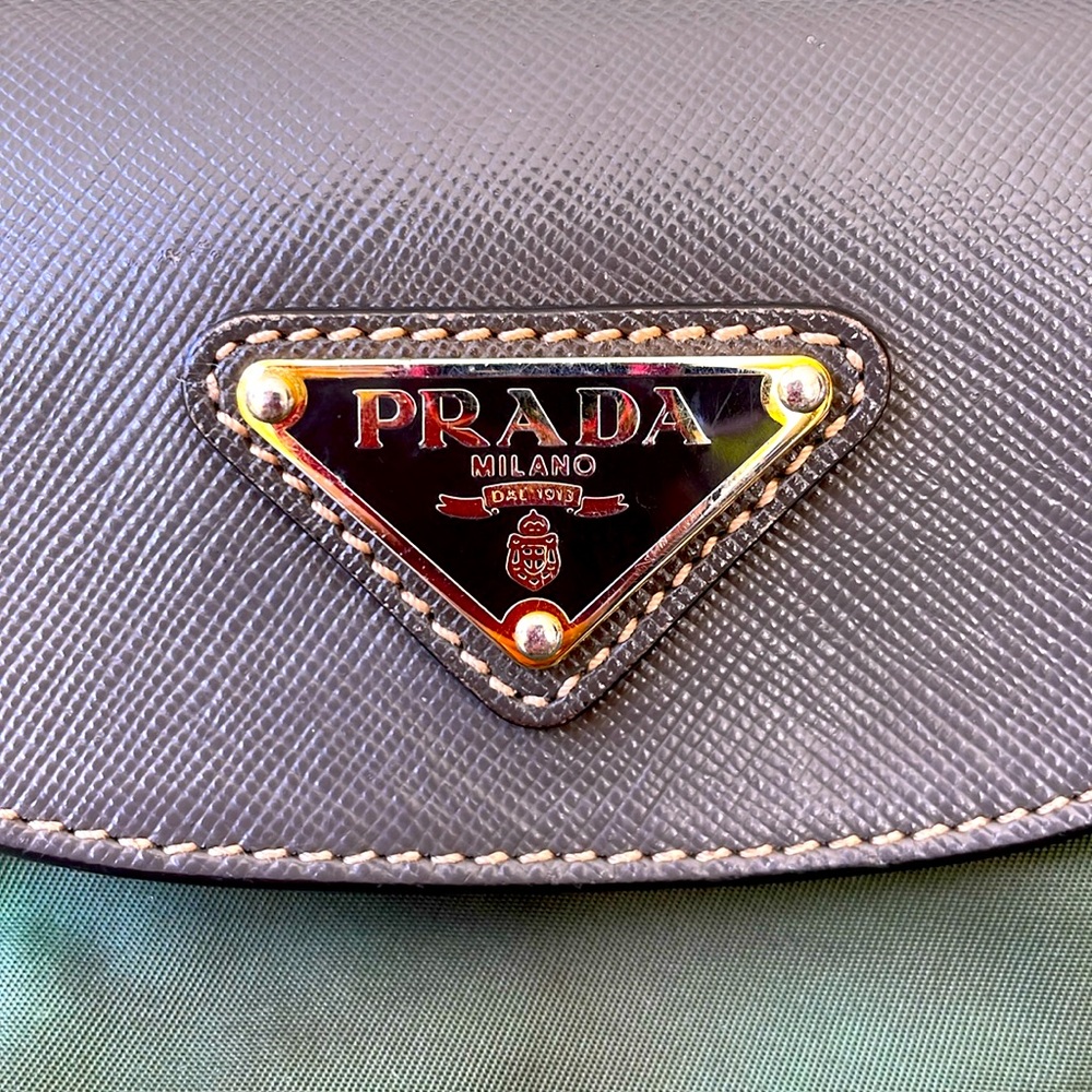 🍉SOLD🍉Prada green tessuto two way tote - Picture 3 of 17